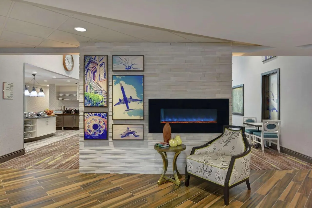 Hotel Homewood Suites By Hilton Savannah Airport